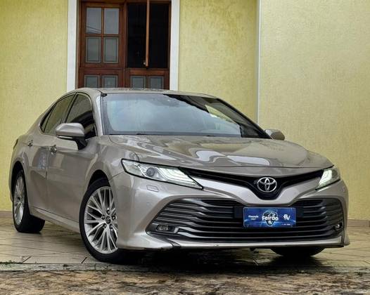 TOYOTA CAMRY 3.5 XLE V6 24V GASOLINA 4P AUTOMÁTICO
